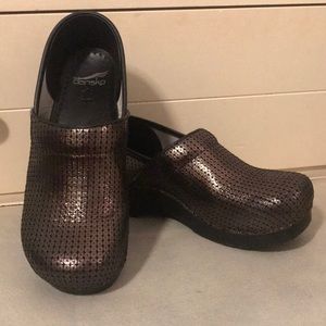 Dansko Professional Clog 40  Bronze Blk EUC